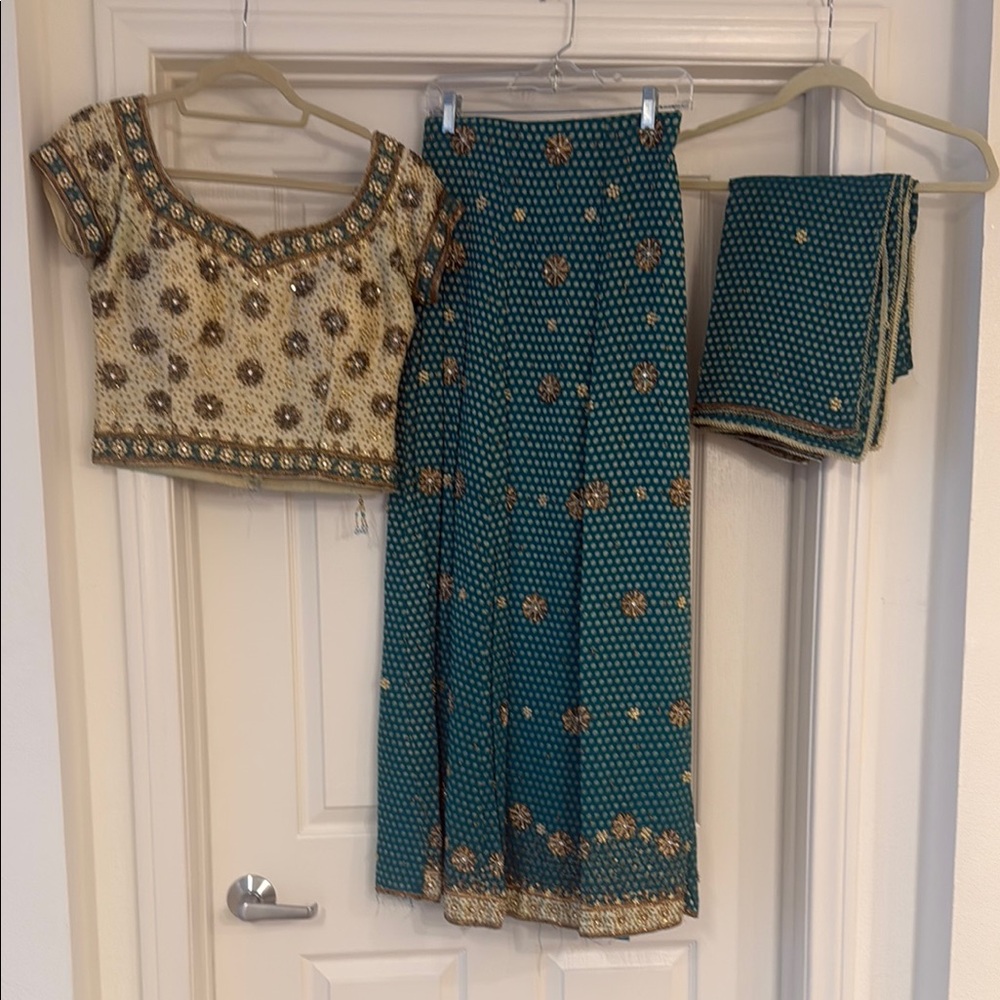 Teal and Gold Traditional Outfit